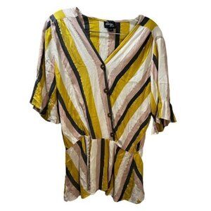 Beige by ECI Surplice Front 3/4 Sleeves Blouse‎ Large